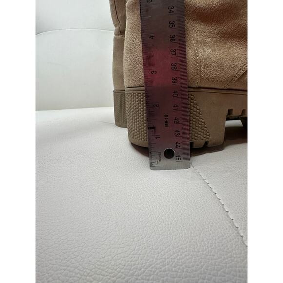 Chinese Laundry Size 8 Beige Tan Faux Suede Lace-Up Fall Moto Military Bootie - Picture 13 of 14